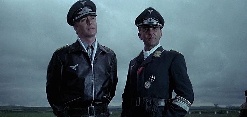 EAGLE-HAS-LANDED-MICHAEL-CAINE-FOTOR.jpg