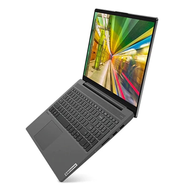Laptop Lenovo IdeaPad 5 de 15.6 pulgadas, mostrando su diseño premium.