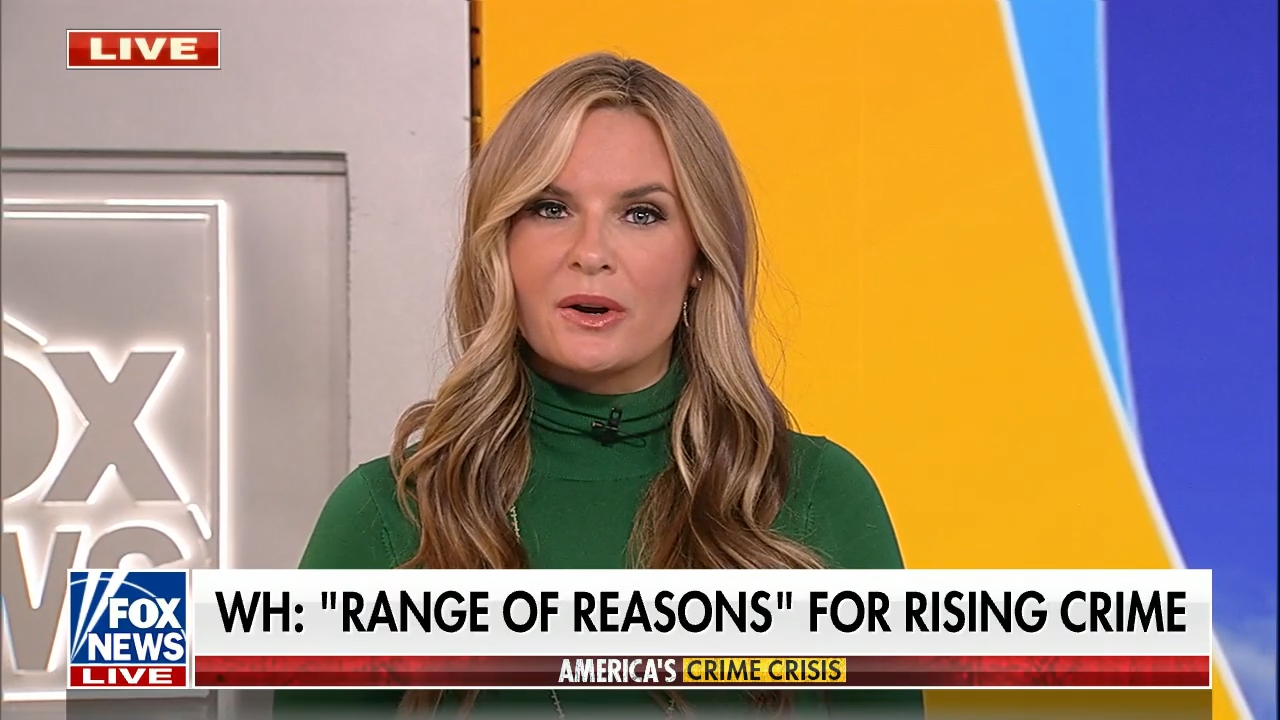 12.14 - 09.00.00 - Fox and Friends First. A precursor to Fox News's m....ts_snapshot_00.09.42.565