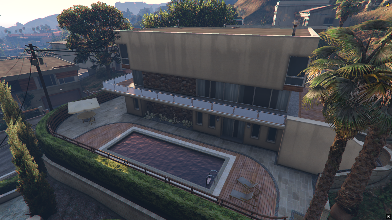 South Mo Milton Drive 13 Michael's Mansion Interior, Occupancy: True