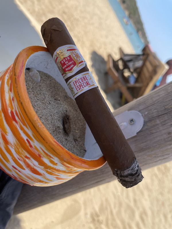 99EC5564-ECDE-409B-ABBF-0D1418D1BA3A