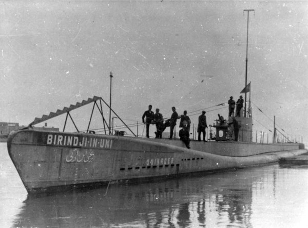 Турок. Turkish submarine Birindji In-Uni