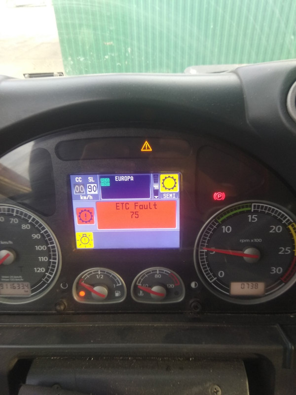 D20438A0-0311-413A-87DF-F7F13D3838DA