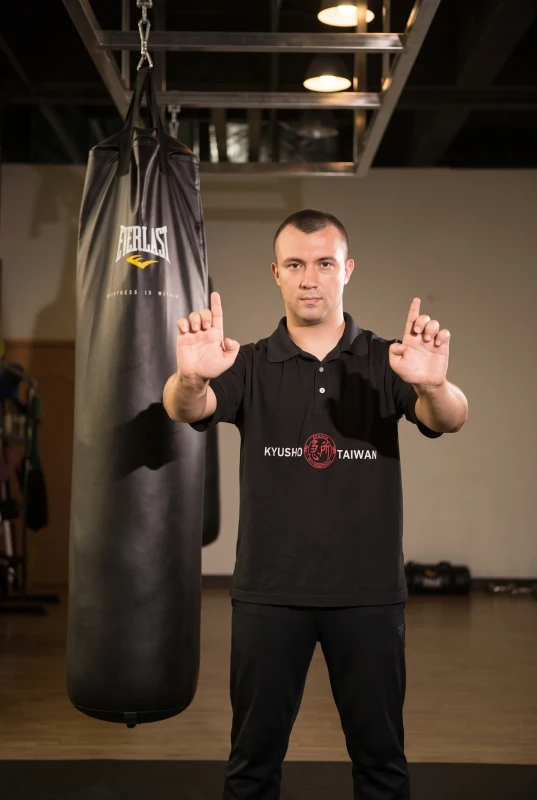 Dr. Daniel Flash — Kyusho practice