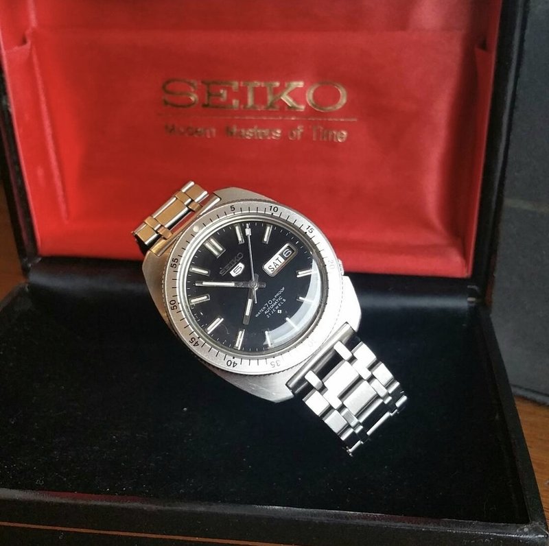 F.S. seiko 
