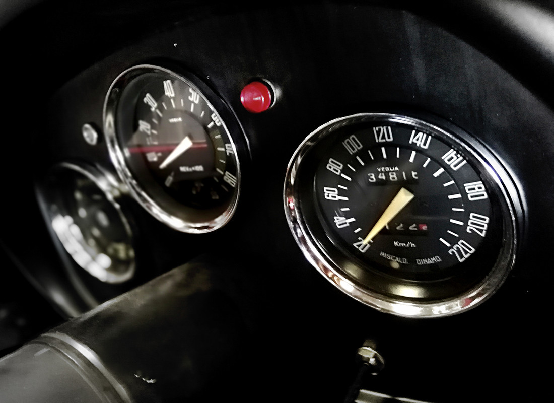ALFA_ZAGATO_EA2110-15