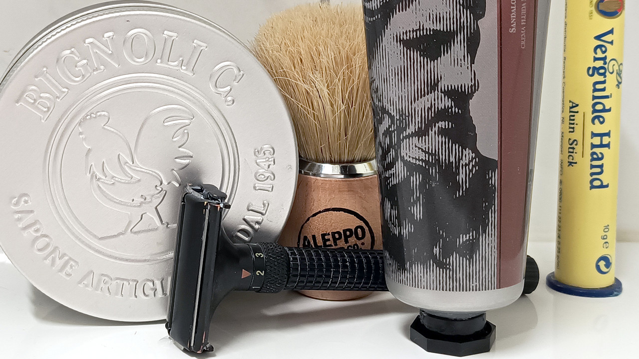 SOTD-Sandalo-Indiano-Aleppo-Yintal-Blue.
