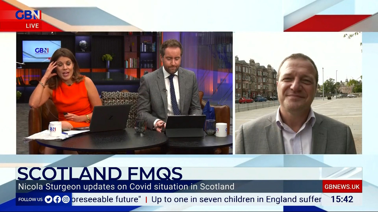 09.02 - 12.00.00 - DePiero & Halligan. What makes Britain tick - the ..._003.ts_snapshot_45.27.964