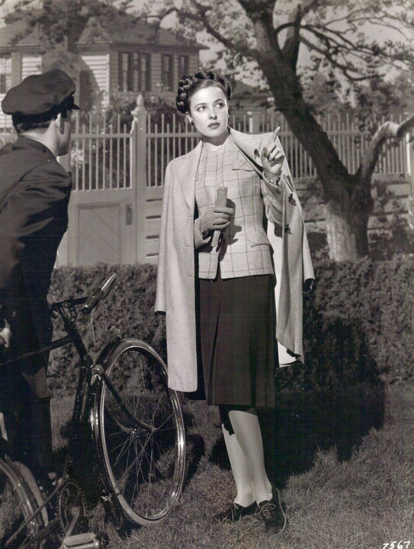 Martha_Vickers_a36