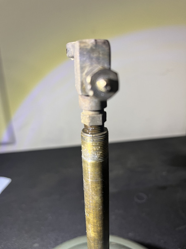 371F5156-058D-489A-B7F7-48D2D116F372