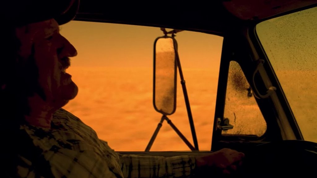 [Image: lau2w196plgs.jpg]