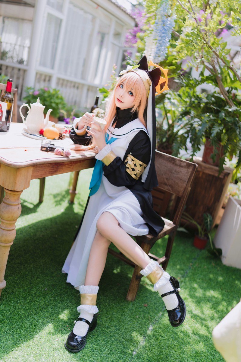 艾西Aiwest 碧蓝档案伊落玛丽修女Cosplay写真图集 修女主题高清图集 33P (98.4M)插图7