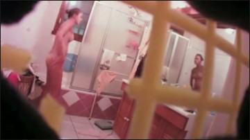 [Image: Voyeur13295140937.jpg]