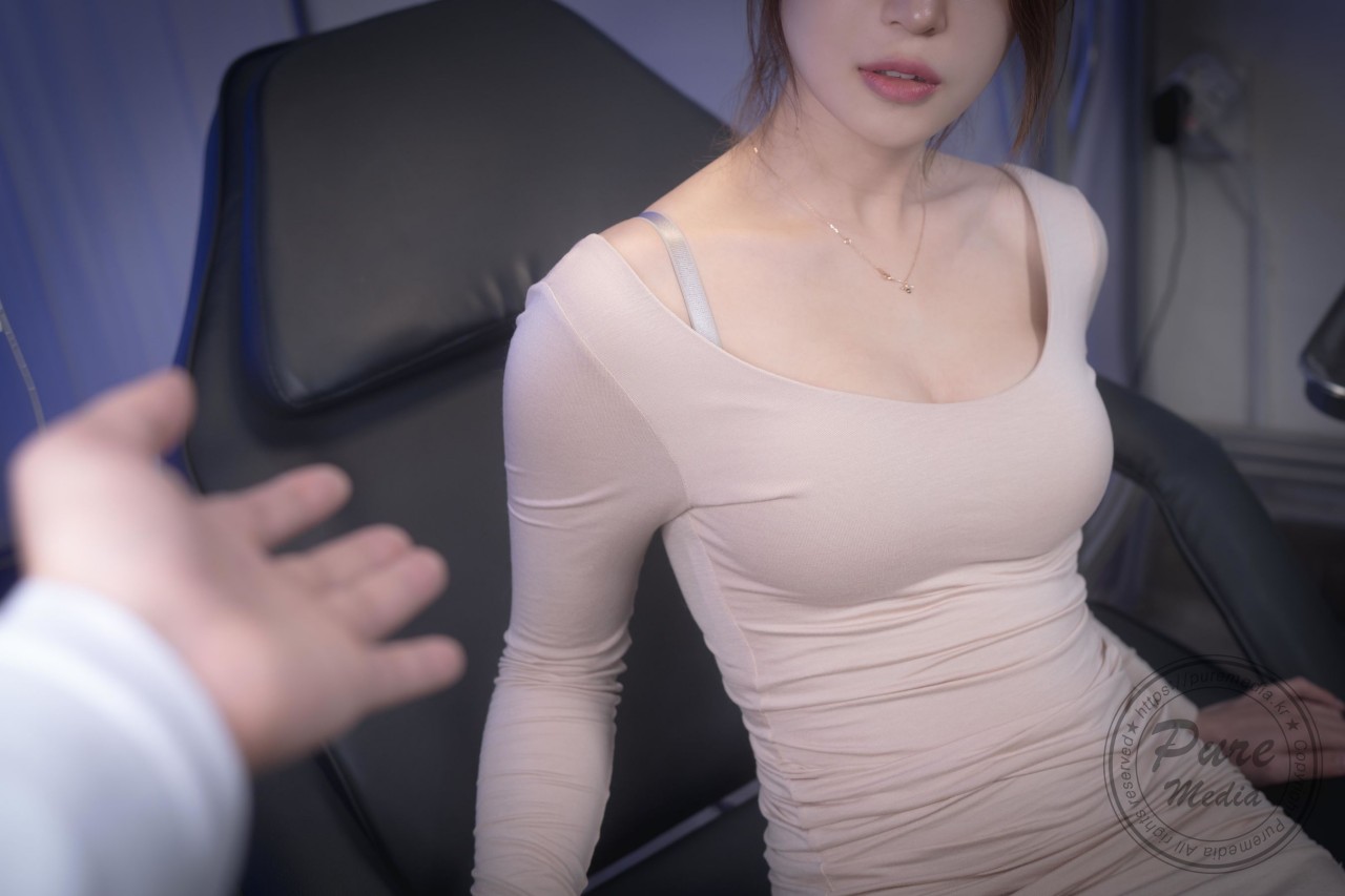 Yeha（예하）《浅色系针织长裙》写真，夜晚街道，温柔与氛围感美女欣赏插图2