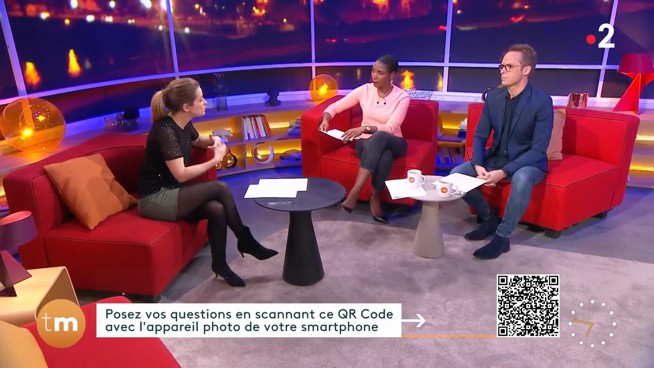 Maud Descamps 2021-12-26.mp4_snapshot_01.53_[2021.12.29_00.17.16]