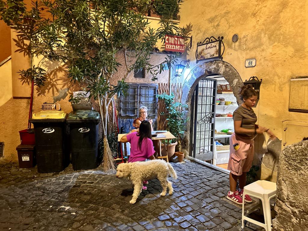 Жаркий сентябрь на побережье Тирренского моря. Жаркий сентябрь на побережье Тирренского моря.