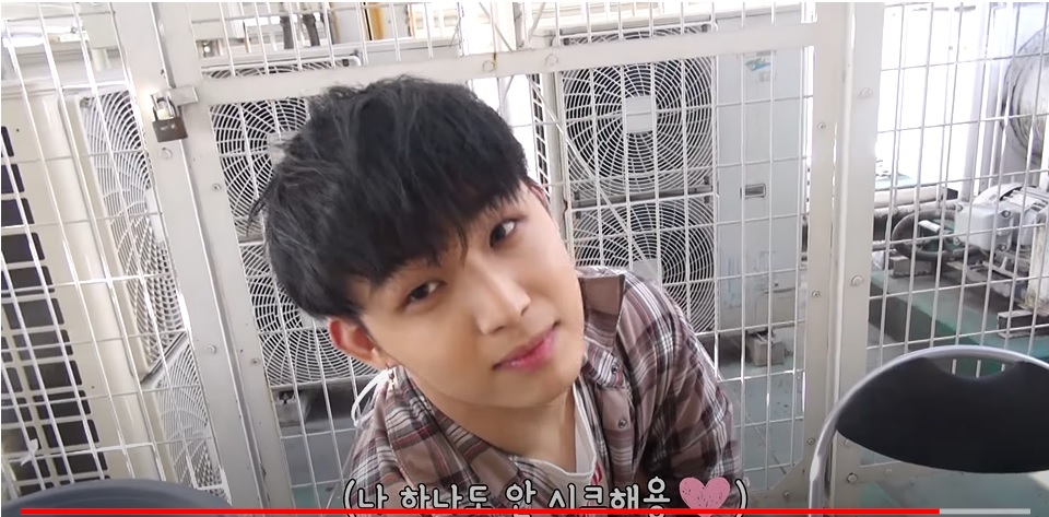 Hyunsik is so chic