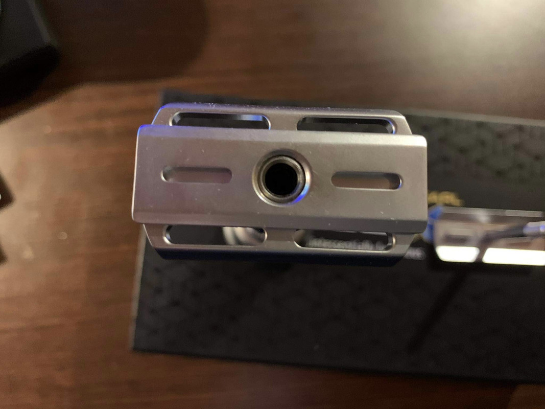 F6633A40-DAF6-4109-8CE8-8576E3F3C5F5