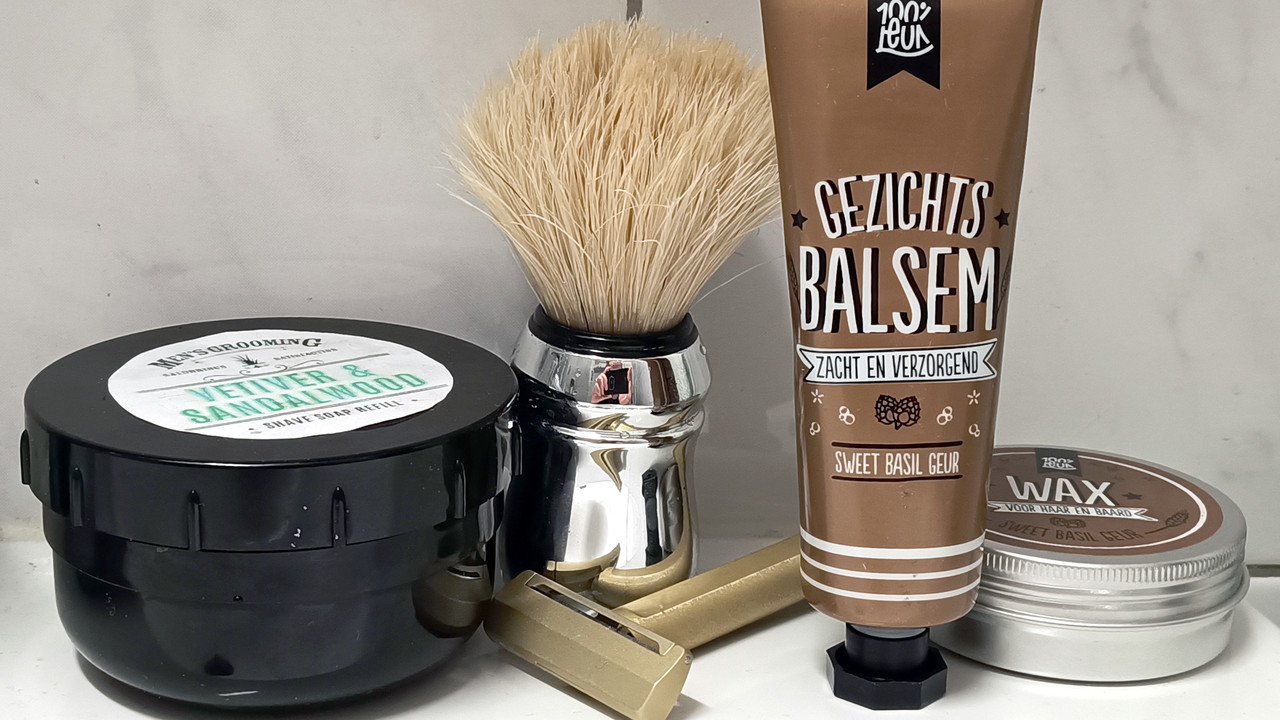 SOTD-Vetiver-Sandelwood-Natu-Cien-100-Le