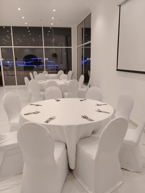 تأجير طاولات وكراسي الدمام – تجهيز حفلات ومناسبات