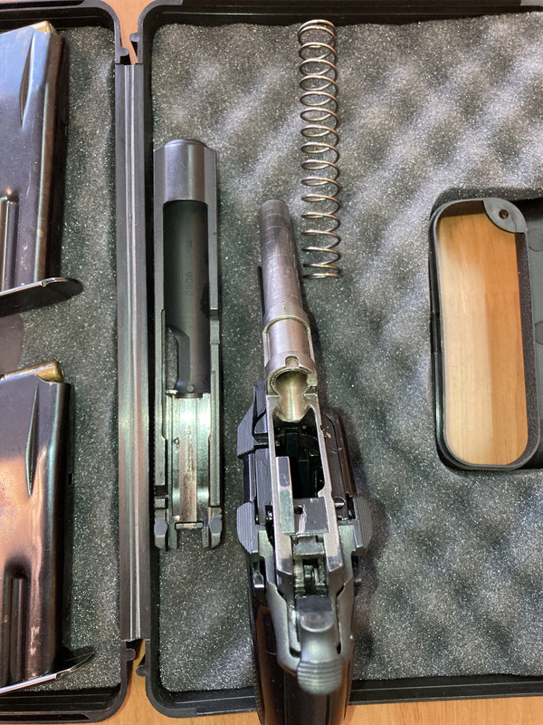 B9521F53-E166-4D59-919E-B9C618F4CEF1