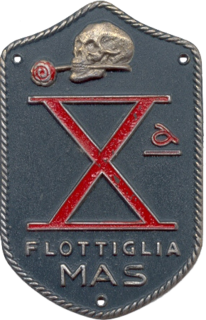 Placa del brazo de Decima Flottiglia MAS desde septiembre de 1943 hasta abril de 1945