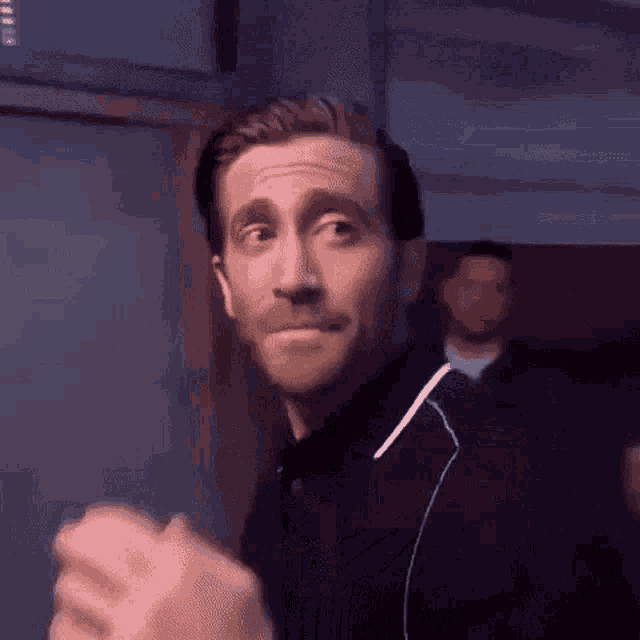 Gyllenhaal-Bye.gif