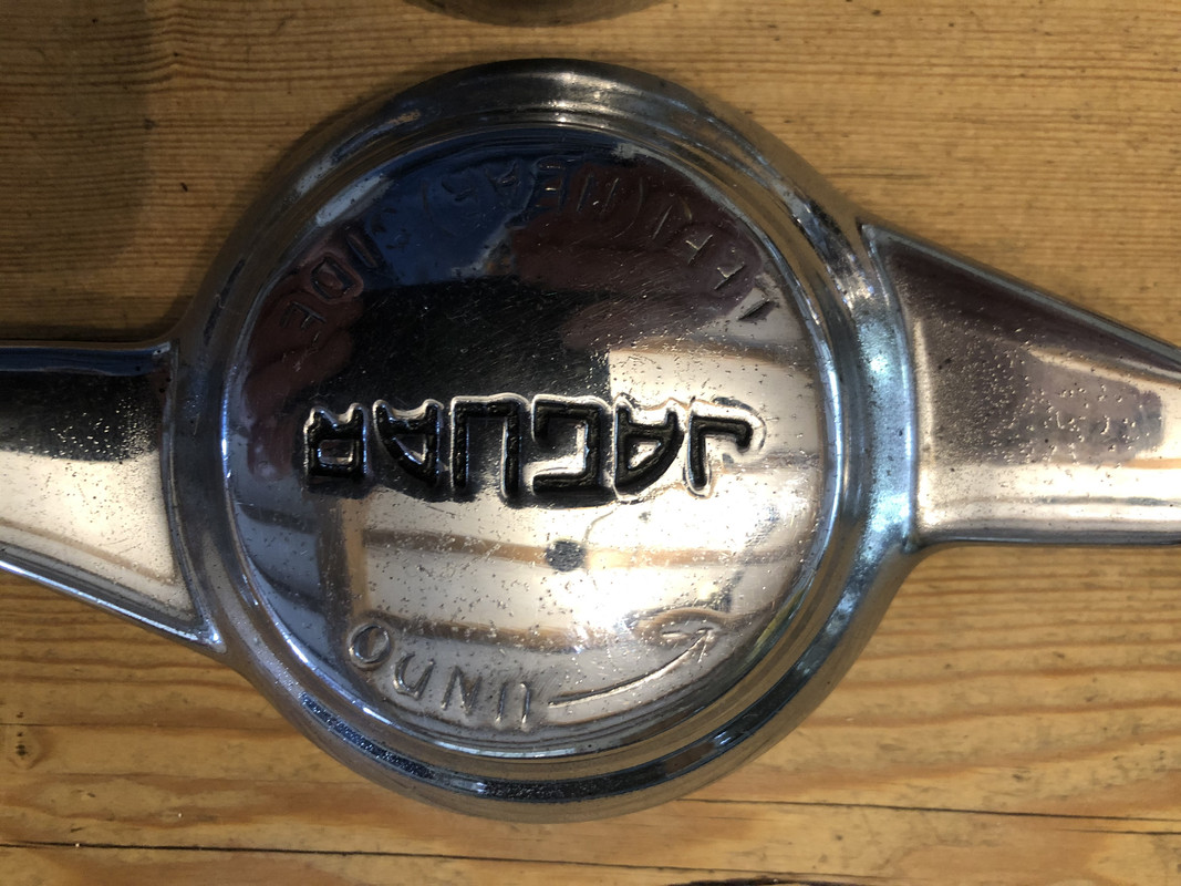 FB909110-2727-4E7D-B762-1308DF7F9AB6