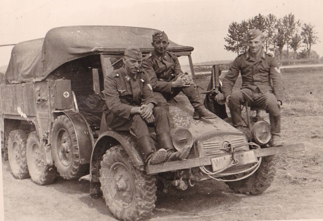 6.Bilder-Rußland-Luftwaffen-Offiziere-Feld-Einhe