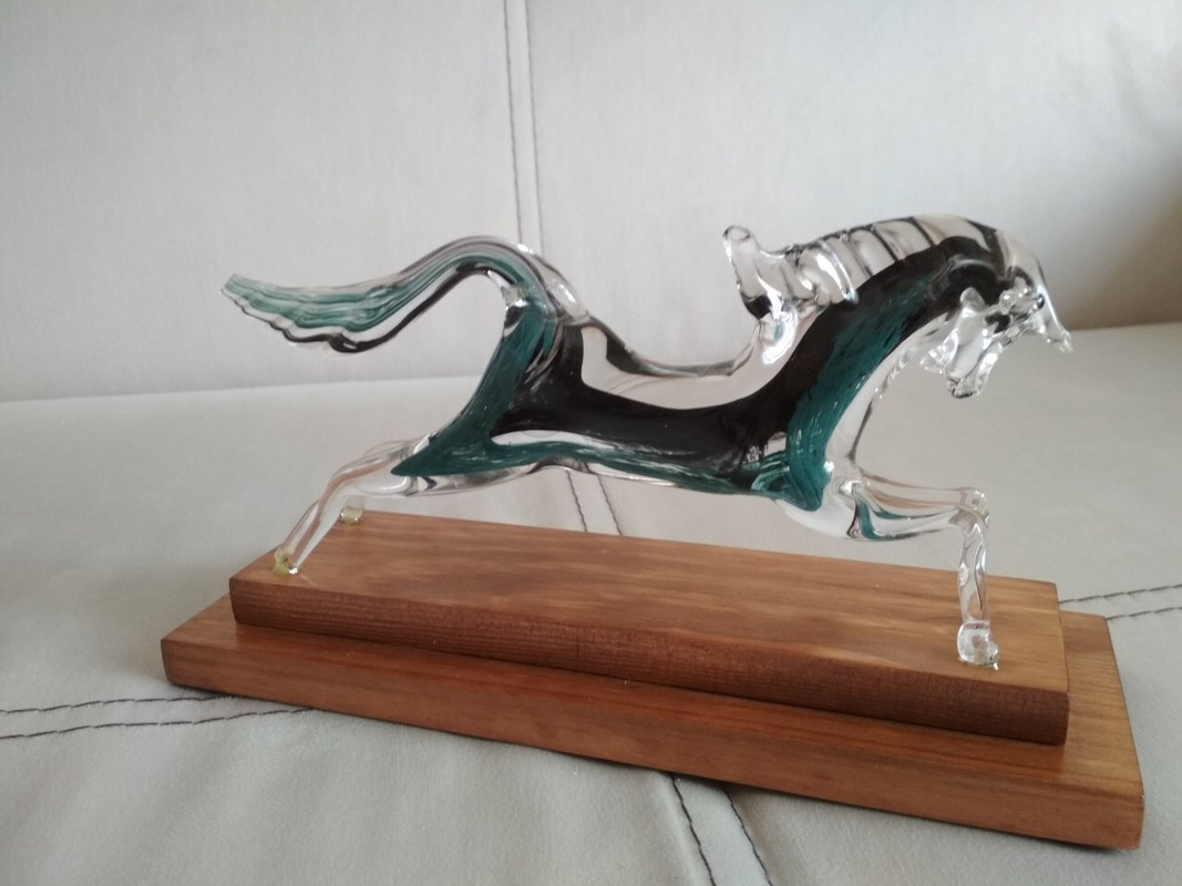 DC8EDC9C-E0E9-4D73-B461-8B90913DFB0F