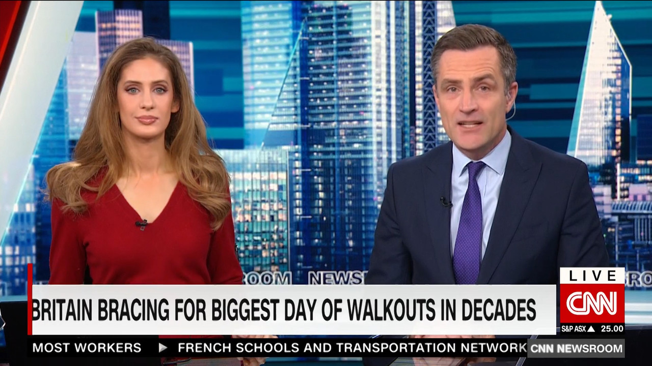 2023-02-01_10_00_CNN_CNN-Newsroom-with-Max-Foster-and-Bianca-Nobilo.mp4_snapshot_16.15.402