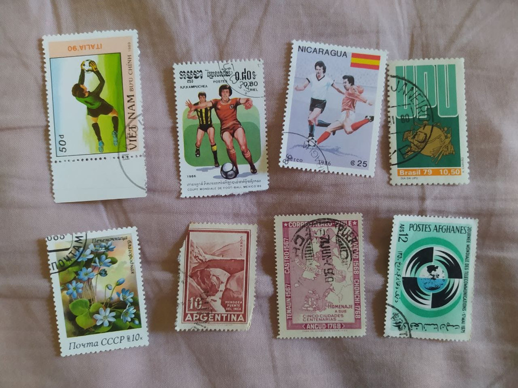 foto-francobolli-esempio