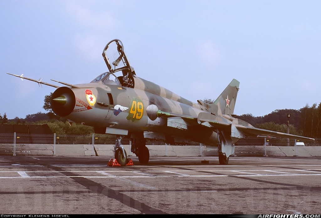 20 GvAPIB Su-17M4 49 yellow_15920 (2)d_26.07.92