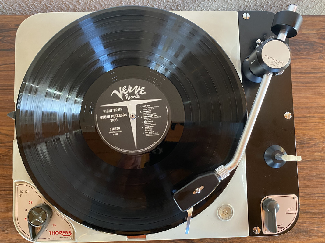 53F20B31-1E4F-4DC1-9B22-8ACF2E891A7B