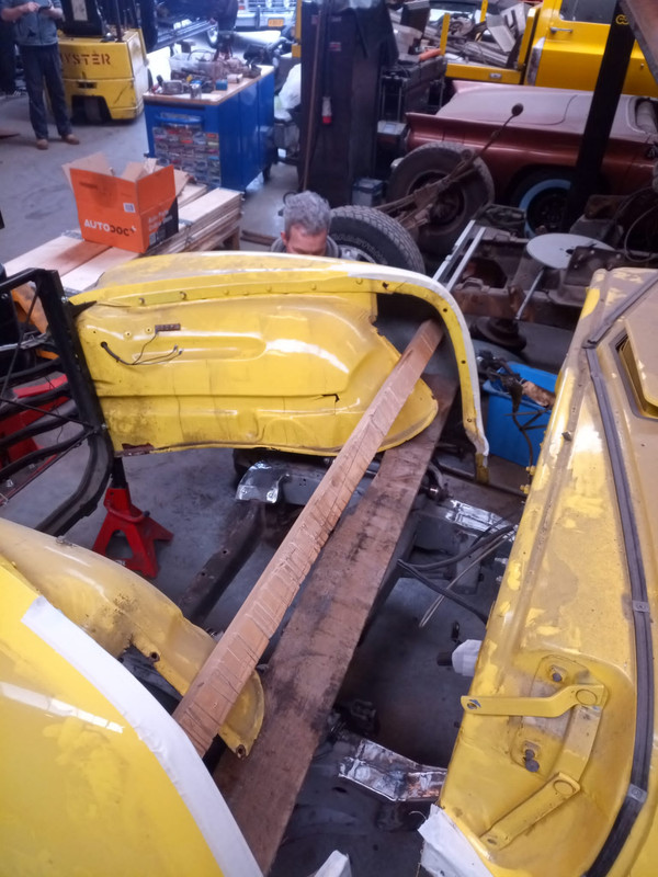 A65DB2B8-C0C5-475E-AB0C-B0352DCDB028