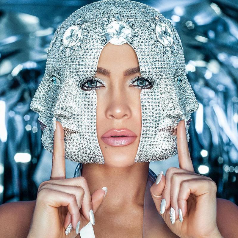 Fashion Icon Jennifer Lopez
