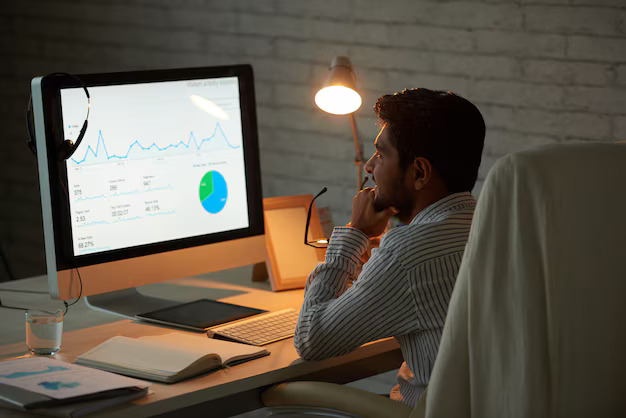 imgi-138-analyzing-business-chart-1098-18152.jpg