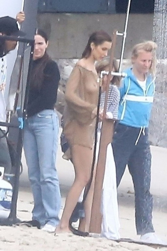 Bella-Hadid-See-Through-Nude-upskirt-STARS-com-19