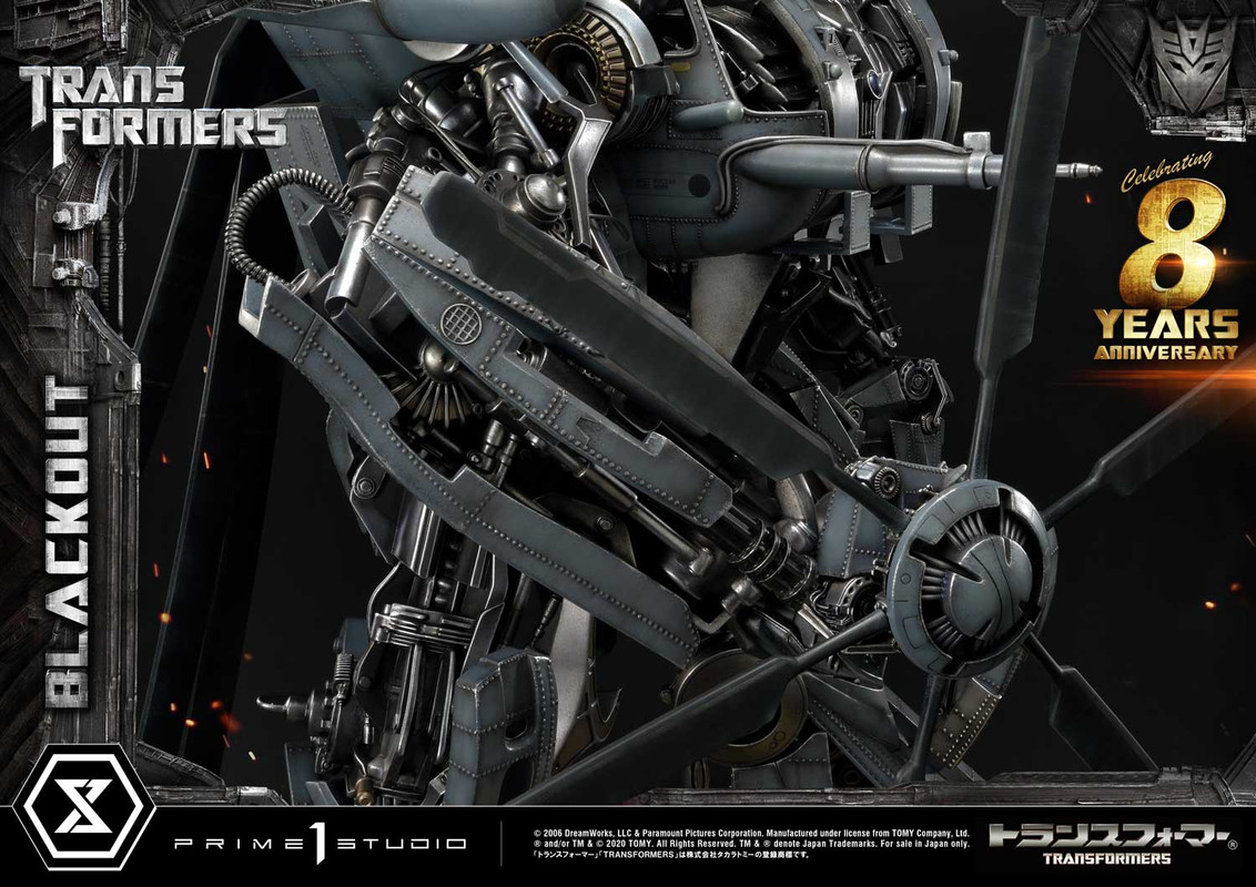 Prime-1-Studio-Transformers-2007-Blackout-Statue-32