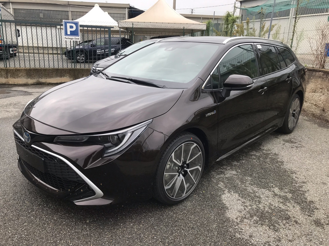 618DAC14-5C10-4B1E-8870-78185400EE83