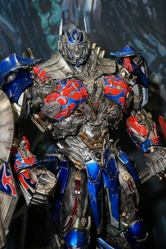 SDCC2015-Prime-1-Studio-Transformers-005