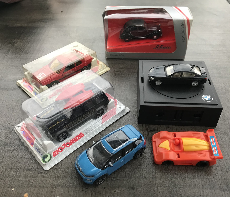 547E1595-4C9D-4876-A303-7E30BCBFF7C4