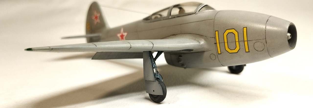  Як-21 Amodel 1/72 A-Gwla1ia-Wb-I