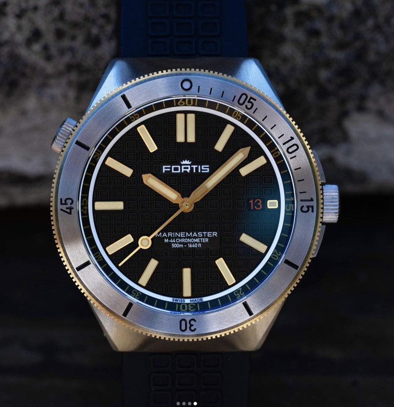 EAA7D9E5-0609-4084-844E-A986424C8977