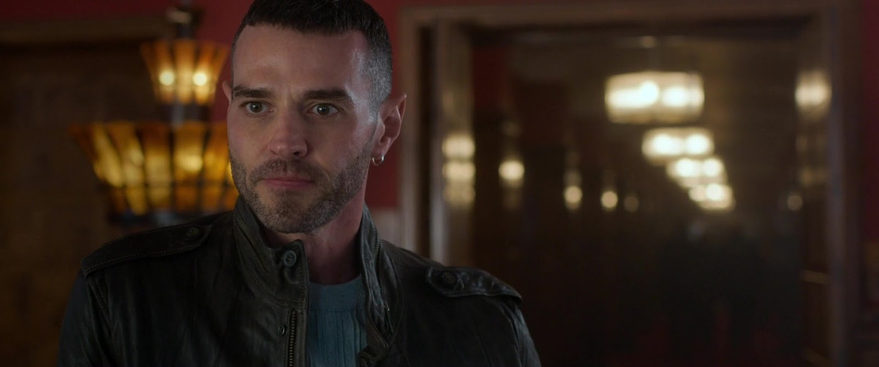 vlcsnap-2025-12-15-00h41m59s270