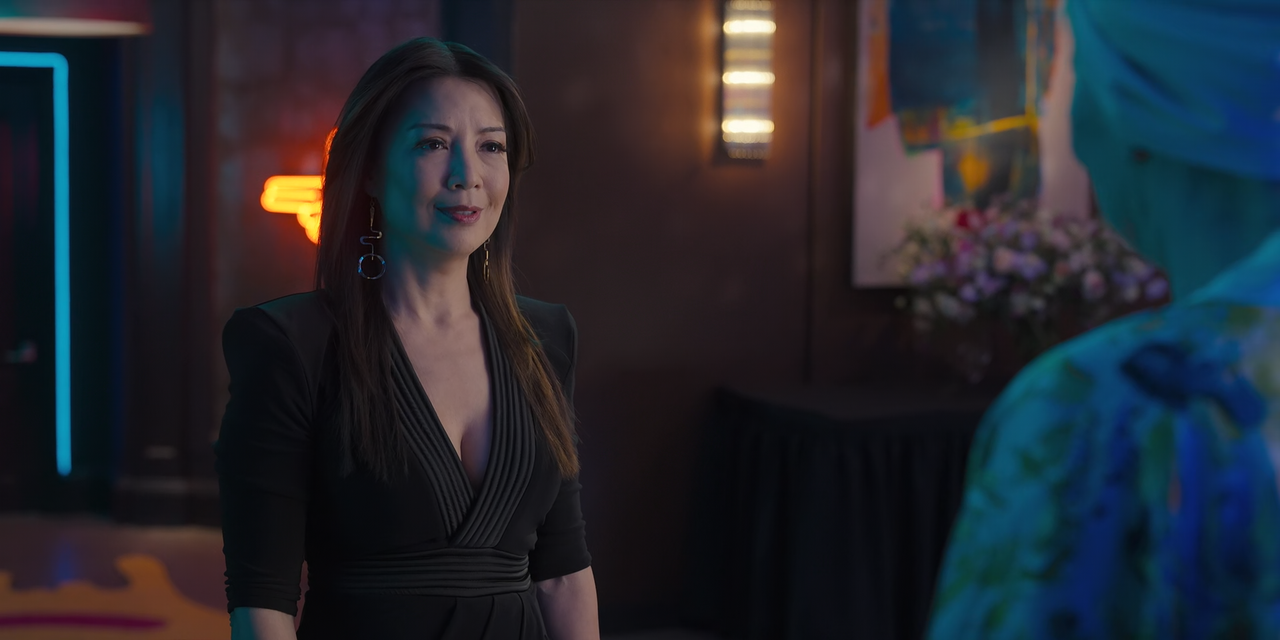 Hacks.(2021).S02E08.The.One,.The.Only.1080p.10bit.BluRay.AAC5.1.HEVC-Vyndros.mkv_snapshot_10.08_[202