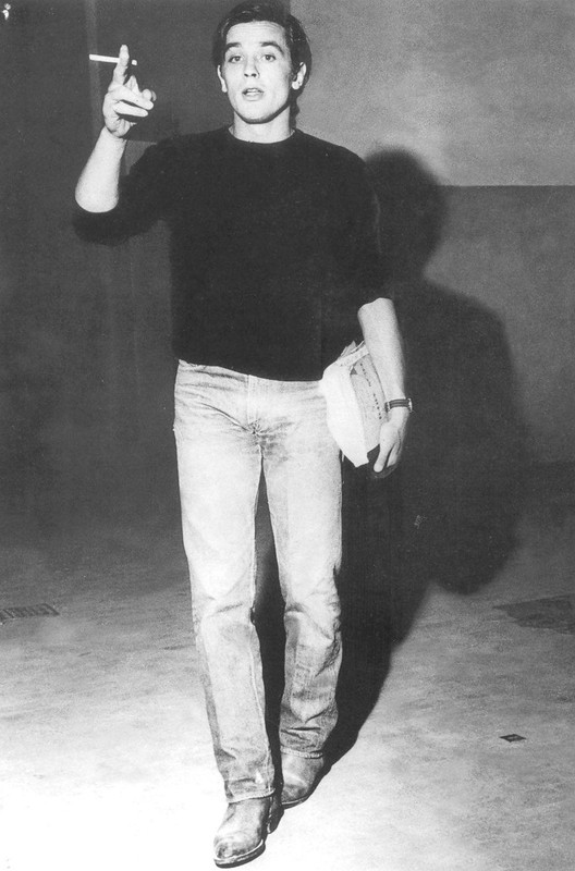 alain_delon_b44