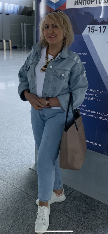 48279302-D368-41ED-98F5-81B96E1834DC