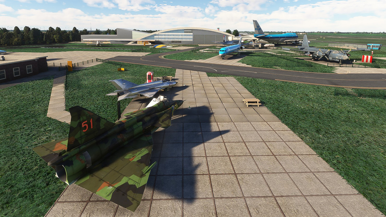 Eelde-Airport-EHLE-13.jpg