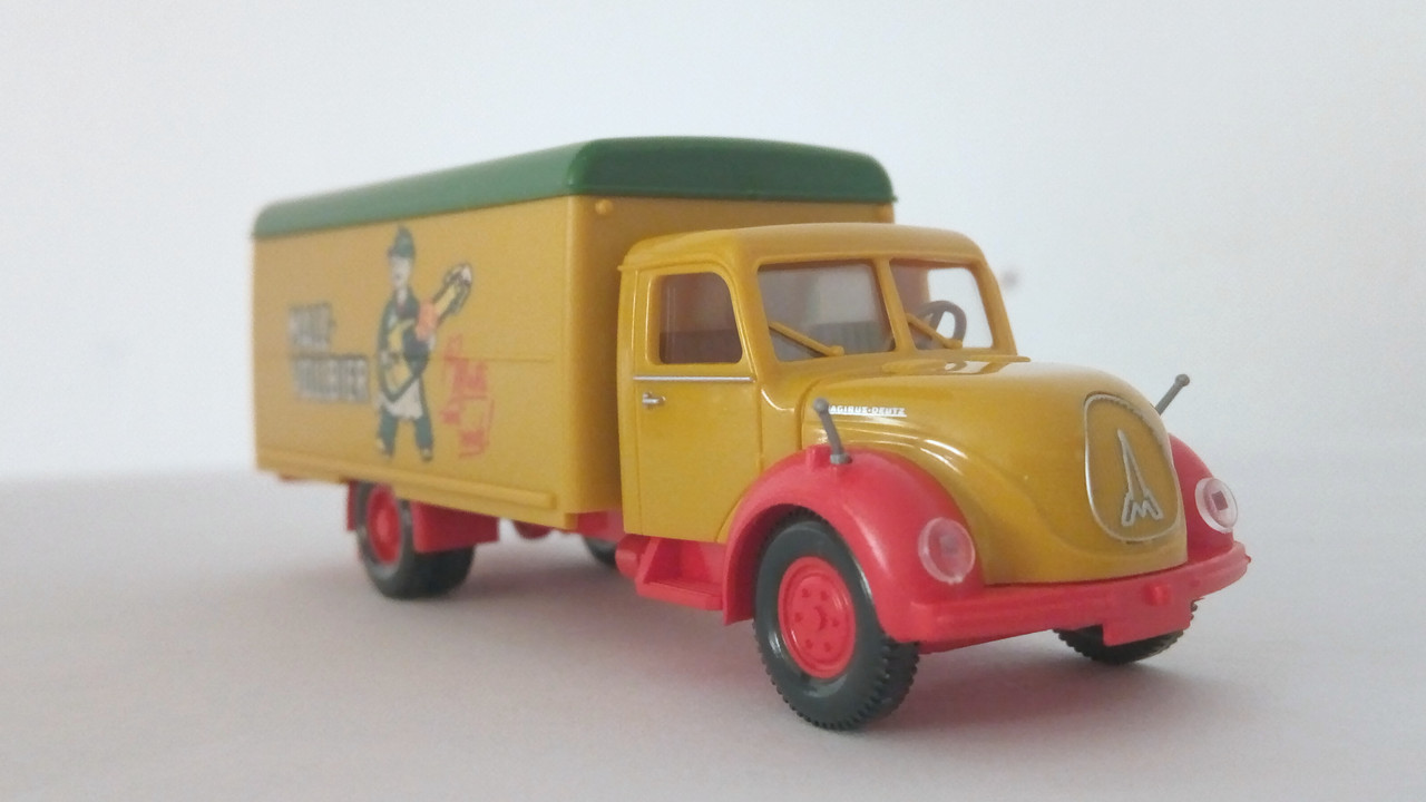 Macht (9478)